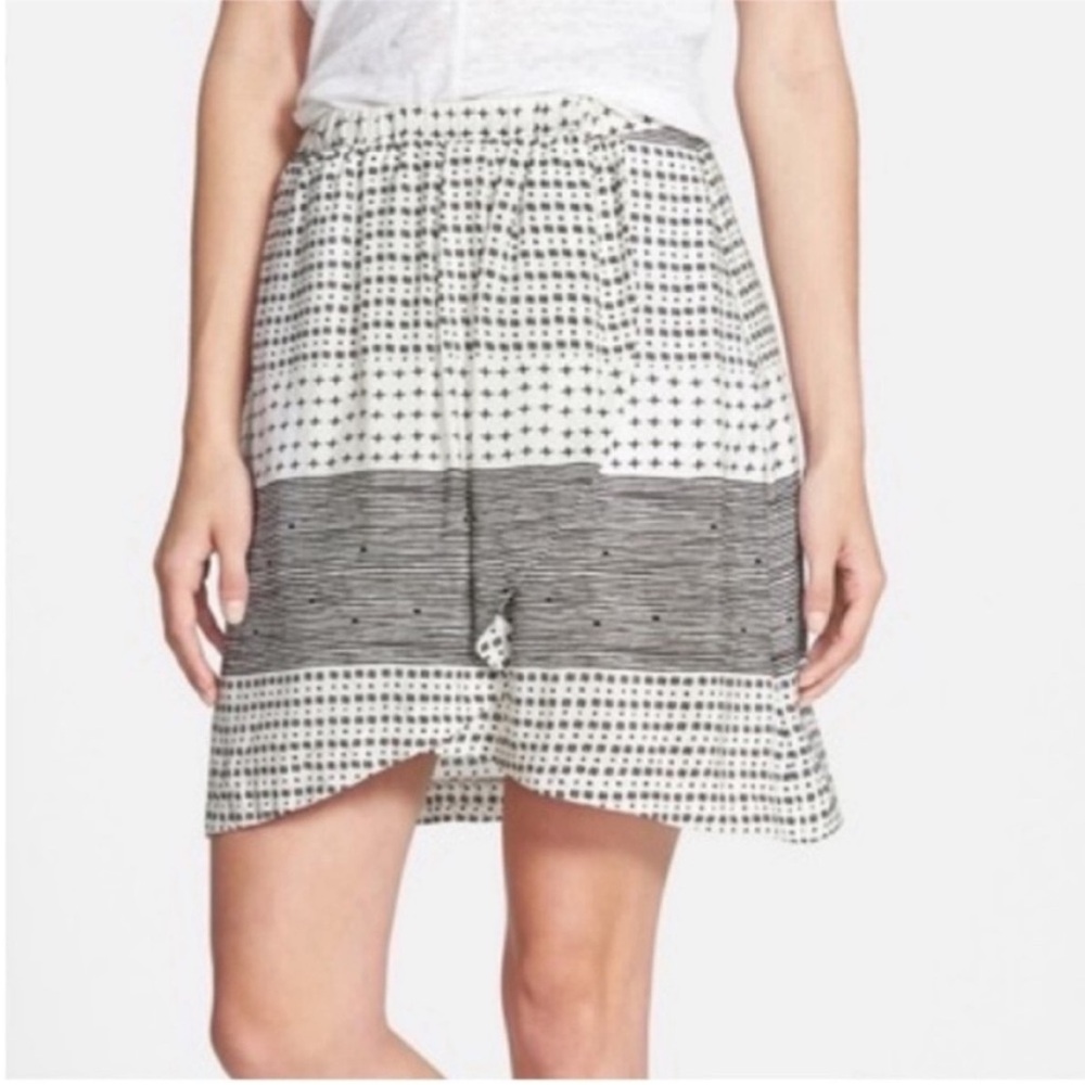 Madewell Mix Print Tulip silk Skirt size XS‎